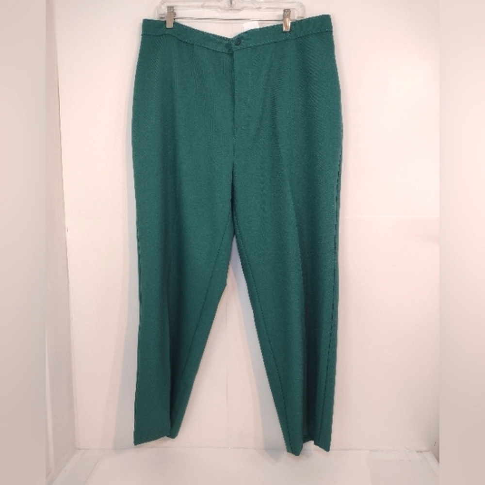 Bend Over women's green pants size ((18)